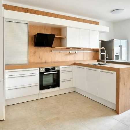 Weinlandmotel Ebenthal  Екстериор снимка
